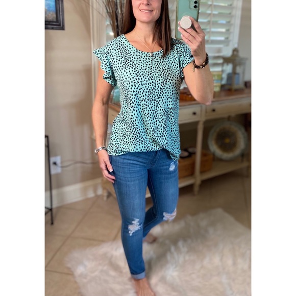 Tops - ❤️‍🔥Flutter Sleeve Small Leopard Print Mint Green 5020